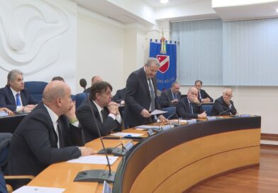 IL CONSIGLIO REGIONALE RICORDA I 27 BAMBINI E LA MAESTRA MOSTRI A SAN GIULIANO DI PUGLIA